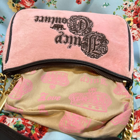 Juicy Couture Y2K Vintage Pink Velour Purse - Picture 11 of 12